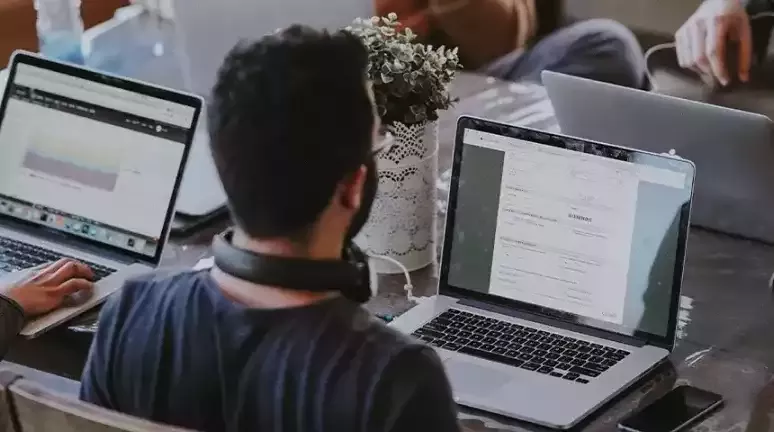 Programa Estudo e trabalho